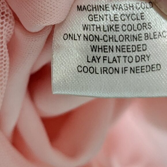 New Love x Design | One-Shoulder Body-Con Midi Dress - Picture 10 of 10